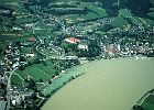 Schutzhafen Grein, Donau-km 2079,5 : Hafen, Ortschaft